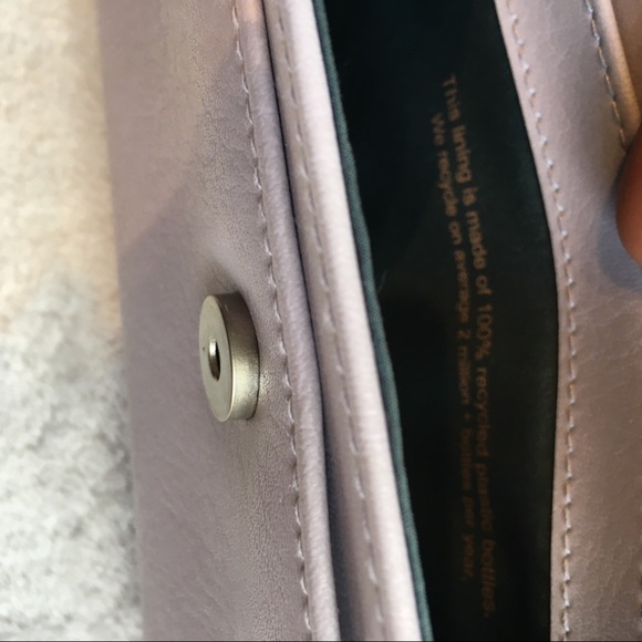 Matt& nat vegan purple cross body mini purse. - Picture 8 of 9